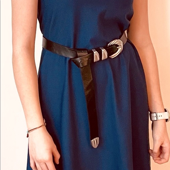 Brand new dress from Canadian designer - Picture 6 of 6